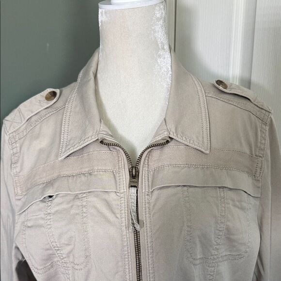 Express Light Taupe Versatile Utility Jacket - Picture 6 of 14